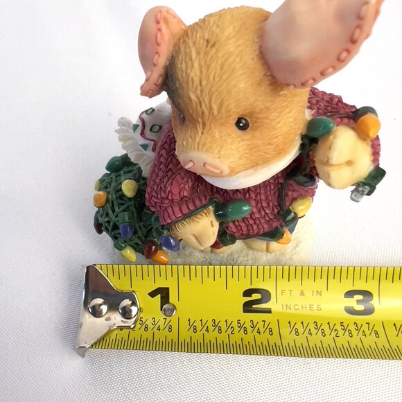 Enesco “Mary Mary Had a Farm” Figurine Pig Tangled in Christmas Lights 1997 - Picture 11 of 12